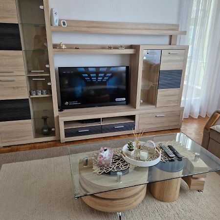 Bugojno Stan Apartment Luaran gambar